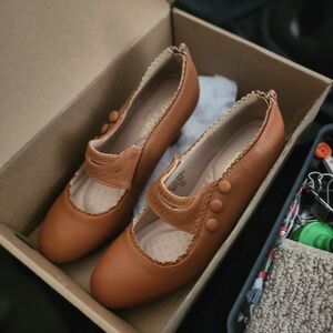 Dwarves designer shoes